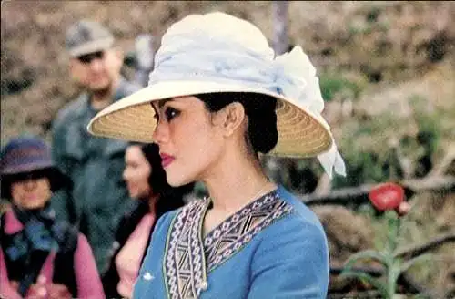 Ak Königin Sirikit von Thailand, Portrait, Profilansicht