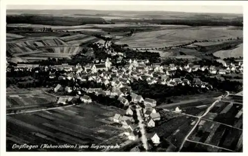 Ak Empfingen im Schwarzwald, Fliegeraufnahme, Kirche