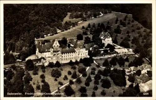 Ak Badenweiler im Schwarzwald, Fliegeraufnahme, Friedrich-Hilda-Genesungsheim