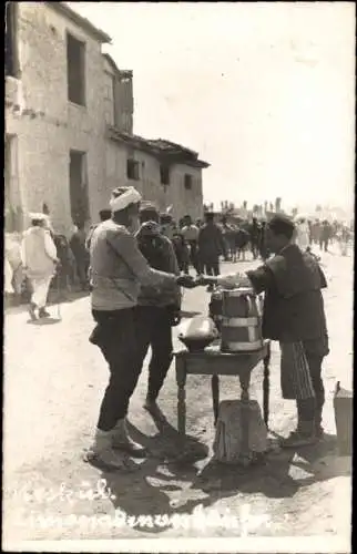 Foto Ak Skopje Üsküb Mazedonien, Straßenhändler, 1916