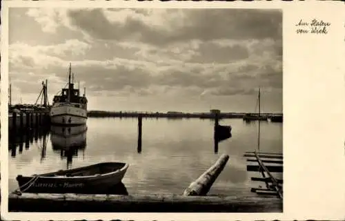 Ak Wiek auf Rügen, Hafen, Dampfer