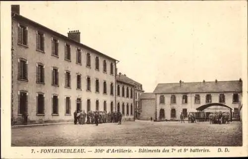 Ak Fontainebleau Seine et Marne, 306e d'Artillerie, Batiments de 7e et 8e batteries