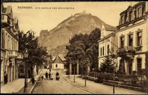 Ak Rhöndorf Bad Honnef in Nordrhein Westfalen, Alte Kapelle und der Drachenfels