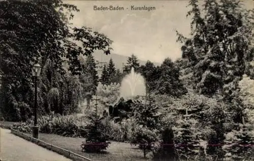 Ak Baden Baden am Schwarzwald, Kuranlagen, Wasserfontäne