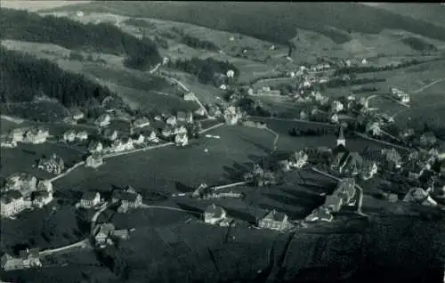 Ak Schonach im Schwarzwald, Fliegeraufnahme, Höhenluftkurort