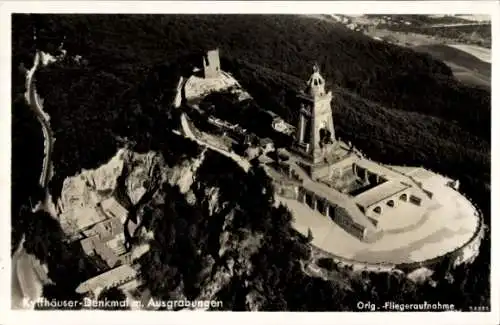 Ak Steinthaleben Kyffhäuserland in Thüringen, Kyffhäuser, Kaiser Wilhelm Denkmal, Fliegeraufnahme