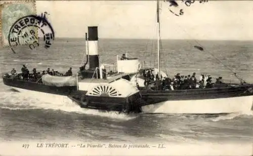 Ak Le Tréport Seine Maritime, La Picardie, Bateau de promenade