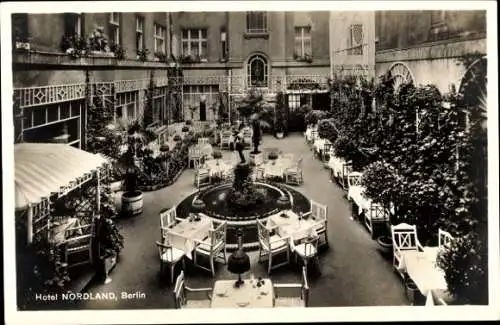 Ak Berlin, Hotel Nordland, Invalidenstraße 115, Sommergarten