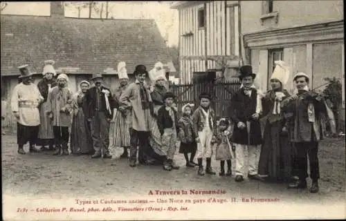 Ak Normandie, Antike Kostüme, Eine Hochzeit im Pays d'Auge, Spaziergang