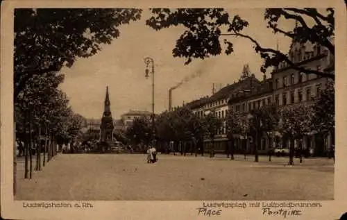 Ak Ludwigshafen am Rhein, Ludwigsplatz mit Luitpoldbrunnen