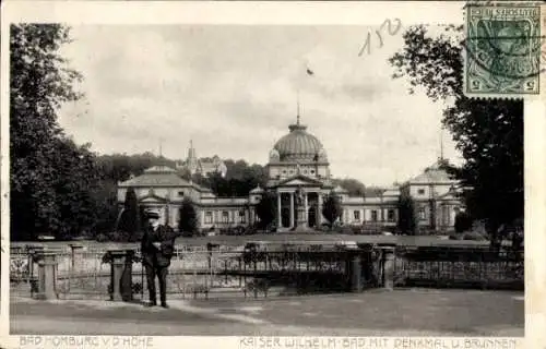 Ak Bad Homburg vor der Höhe Hessen, Kaiser Wilhelm-Bad mit Denkmal und Brunnen