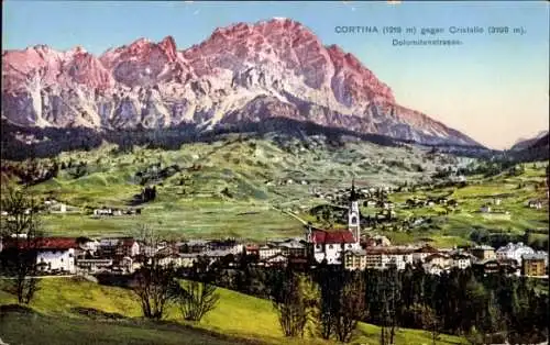 Ak Cortina d'Ampezzo Veneto, Gesamtansicht, Dolomitenstraße, Cristallo