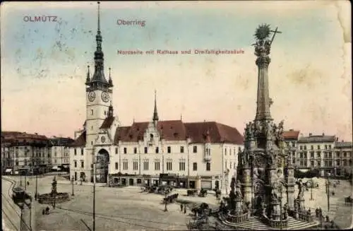 Ak Olomouc Olmütz Stadt, Oberring, Nordseite mit Rathaus und Dreifaltigkeitssäule