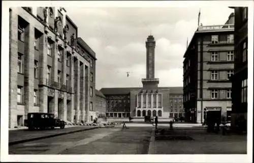 Ak Moravská Ostrava Mährisch Ostrau Region Mährisch Schlesien, Neues Rathaus und Palais