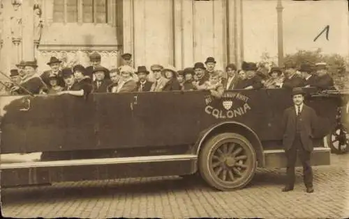 Foto Ak Köln, Autorundfahrt Colonia, Fahrgäste