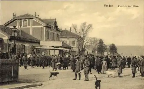 Ak Verdun Meuse, L'arrivee des Bleus