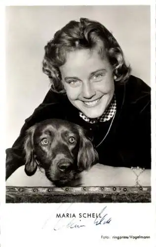 Ak Schauspielerin Maria Schell, Portrait, Hund, Autogramm