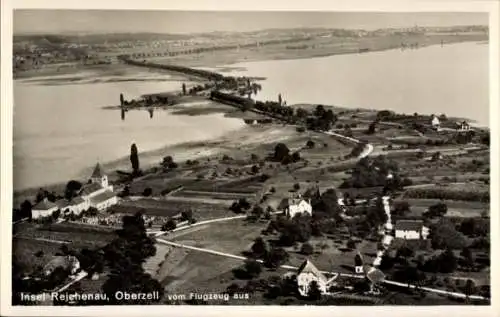 Ak Oberzell Insel Reichenau im Bodensee, Fliegeraufnahme der Insel