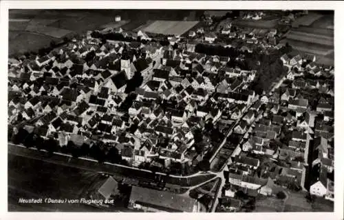 Ak Neustadt an der Donau Niederbayern, Fliegeraufnahme