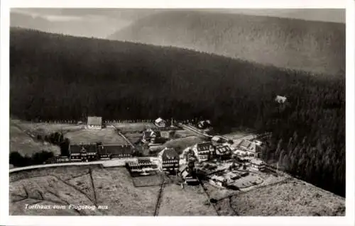 Ak Torfhaus Clausthal Zellerfeld im Oberharz, Fliegeraufnahme der Ortschaft