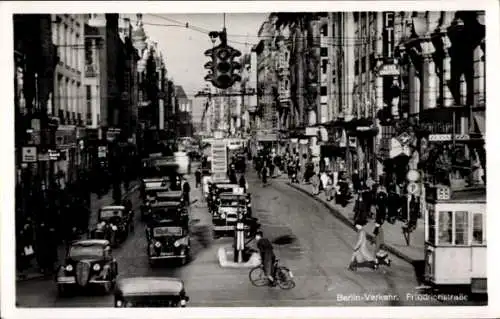 Ak Berlin Mitte, Verkehr in der Friedrichstraße, Autos, Straßenbahn