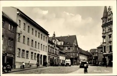 Ak Weida im Kreis Greiz Thüringen, Straßenpartie, Hotel Goldner Ring