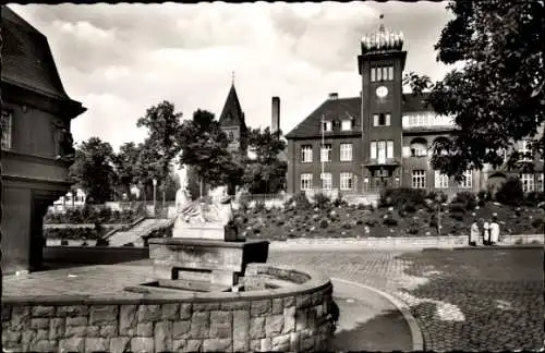 Ak Herdecke an der Ruhr, Frederuna-Denkmal, Rathaus, evangelische Kirche