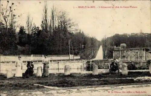 Ak Marly le Roi Yvelines, L'Abreuvoir, cote du Coeur-Volant