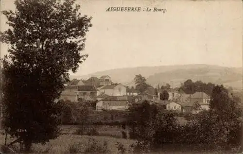 Ak Aigueperse Rhône, Le Bourg