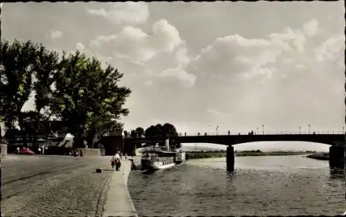 Ak Holzminden an der Weser, Weserbrücke