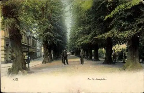 Ak Kiel, Schlossgarten, Allee