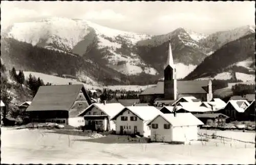 Ak Oberstaufen im Allgäu, Teilansicht, Winter