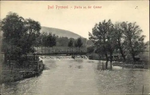 Ak Bad Pyrmont in Niedersachsen, an der Emmer