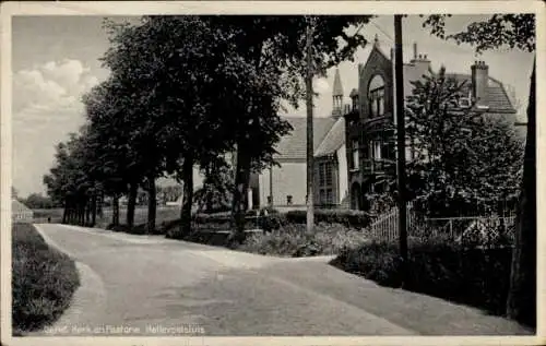 Ak Hellevoetsluis Südholland, Geref-Kirche, Pfarrhaus