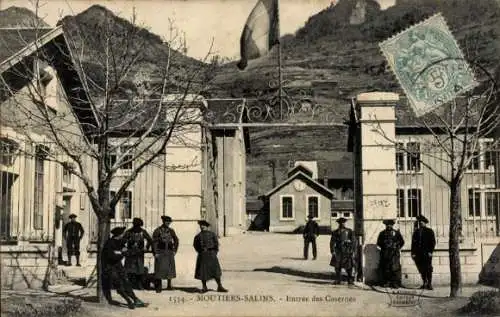 Ak Moutiers Salins Savoie, Entree des Casernes