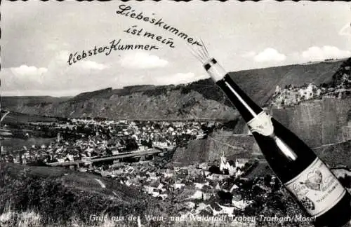 Ak Traben Trarbach an der Mosel, Gesamtansicht, Weinflasche