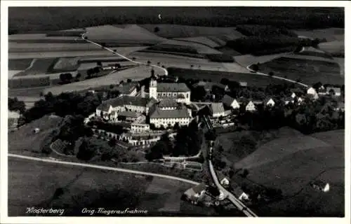 Ak Klosterberg Hohenwart in Oberbayern, Fliegeraufnahme, Klosterschenke