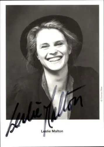 Ak Schauspielerin Leslie Malton, Portrait, Autogramm