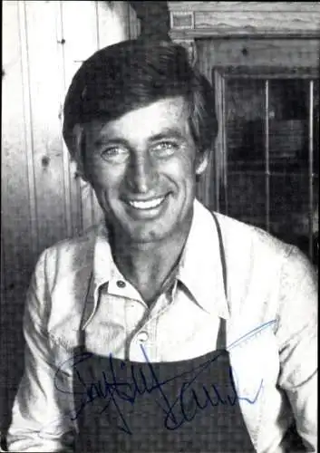 Ak Schauspieler Siegfried Rauch, Portrait, Kochschürze, Autogramm