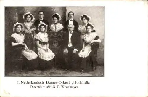 Ak 1. Niederländisches Damenorchester Hollandia, Dir. N. P. Wedemeyer, Portrait