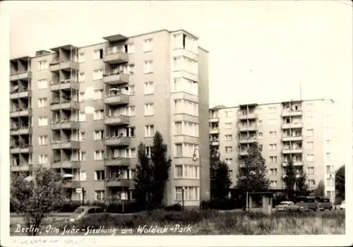 Ak Berlin Kreuzberg, Otto-Suhr-Siedlung, Waldeck-Park