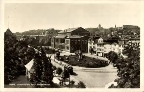 Ak Gotha in Thüringen, Arnoldiplatz mit Landestheater