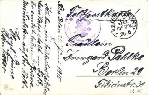 Ak Deutsche Soldaten in Uniformen, Artillerie rückt aus der Feuerstellung ab, I. WK