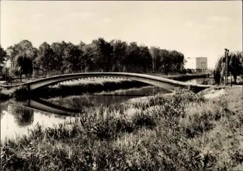 Ak Senftenberg in der Niederlausitz, Am Park, Brücke über die Schwarze Elster