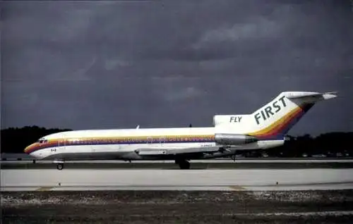 Ak Kanadisches Passagierflugzeug Fly First, Boeing 727-100