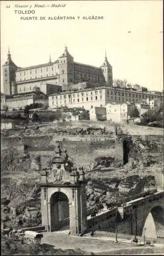 Ak Toledo Castilla La Mancha Spanien, Puente de Alcantara und Alcazar