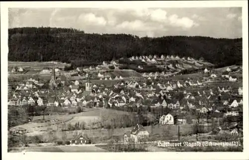 Ak Nagold im Kreis Calw Baden Württemberg, Panorama vom Ort, Kirchen, Wald