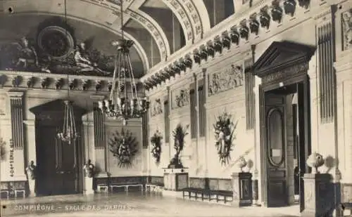 Ak Compiègne Oise, Salle des Gardes