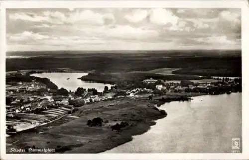 Ak Himmelpfort Fürstenberg an der Havel, Fliegeraufnahme, Panorama mit Kloster, Klinke & Co. 10711