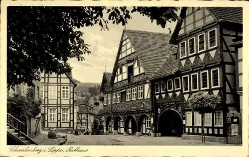 Ak Schwalenberg in Lippe, Rathaus, Fachwerkhäuser